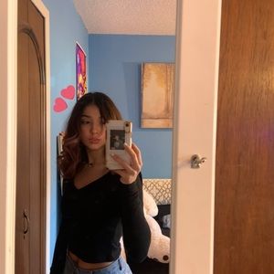 Meet your Posher, Janai